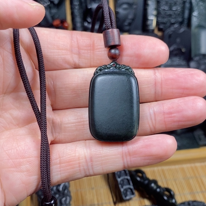 和田玉（青玉）未镶嵌颈饰