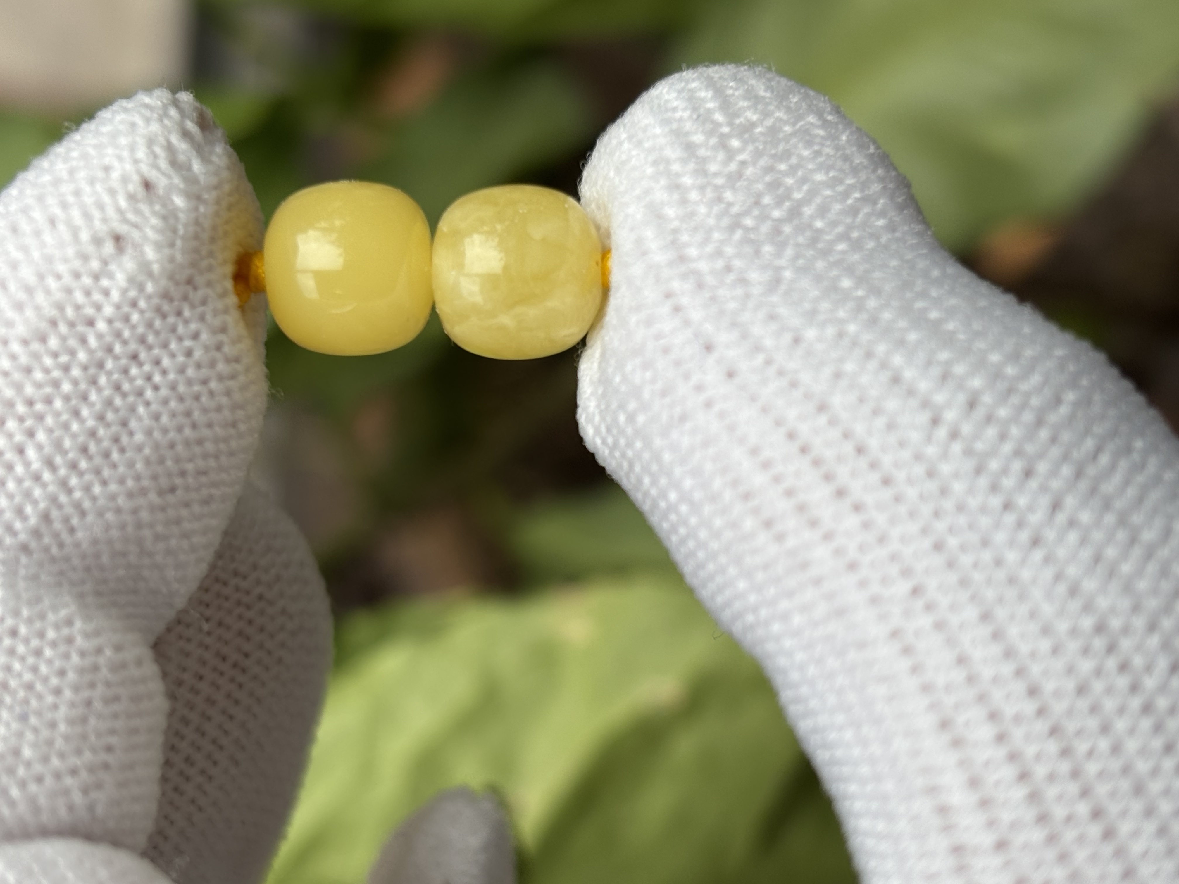 3748天然蜜蜡琥珀老型墩子8.4x8mm
