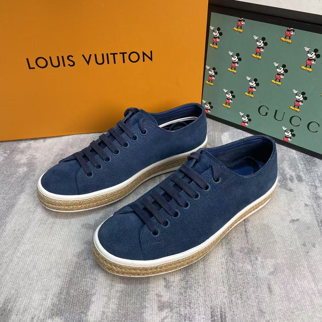 95新 Prada/普拉达 蓝色麂皮稻草编织渔夫板鞋/40.5欧码