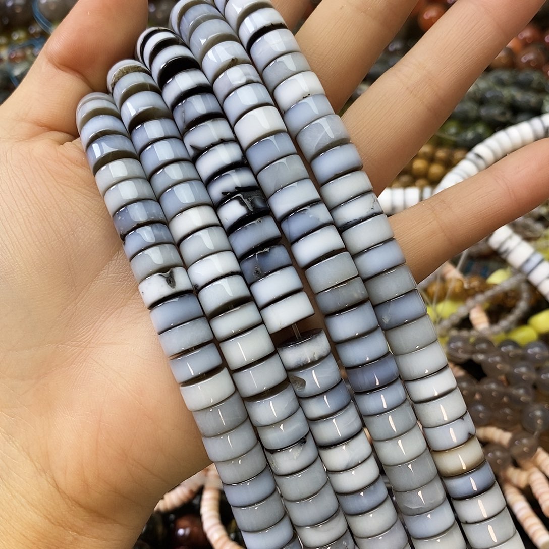 玛瑙/玉髓未镶嵌珠宝半成品卡十西亚玛瑙一条