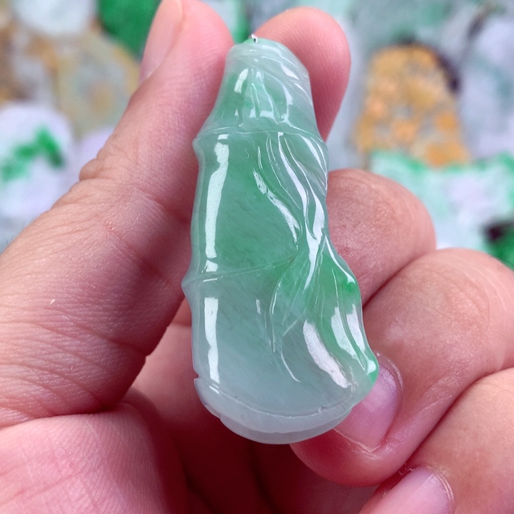 玻***花吊坠(不含链)未镶嵌翡翠