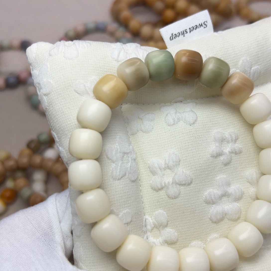 菩提根/象牙果吊坠13干磨386