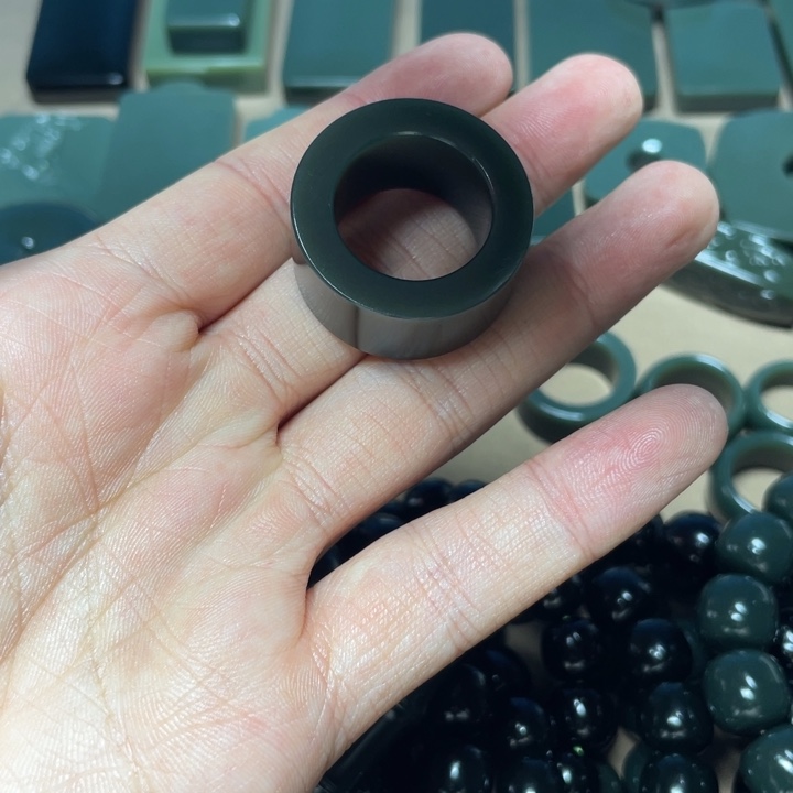 和田玉1未镶嵌路*和田