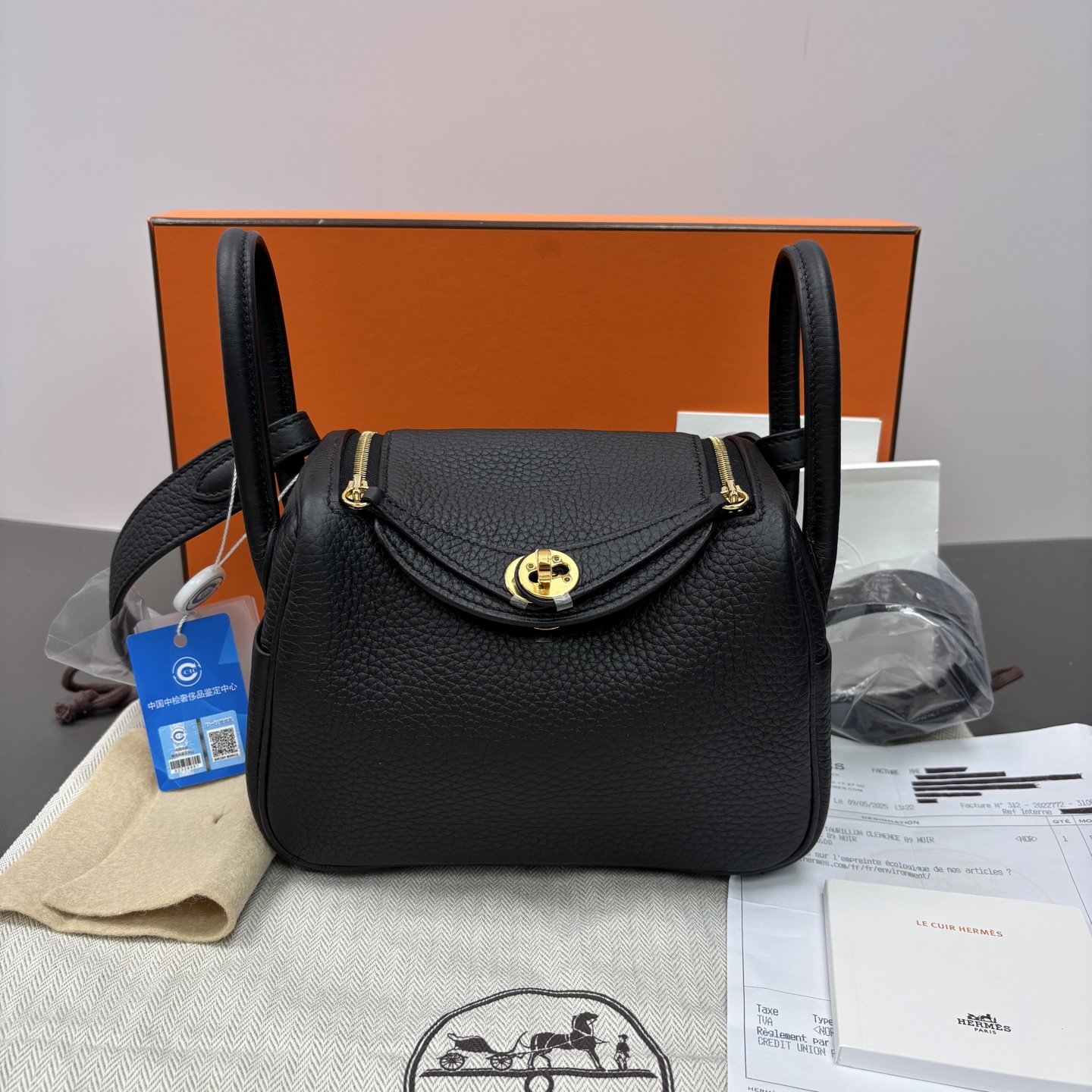99新 Hermes/爱马仕 黑金mini lindy二代手提单肩斜挎包 53055