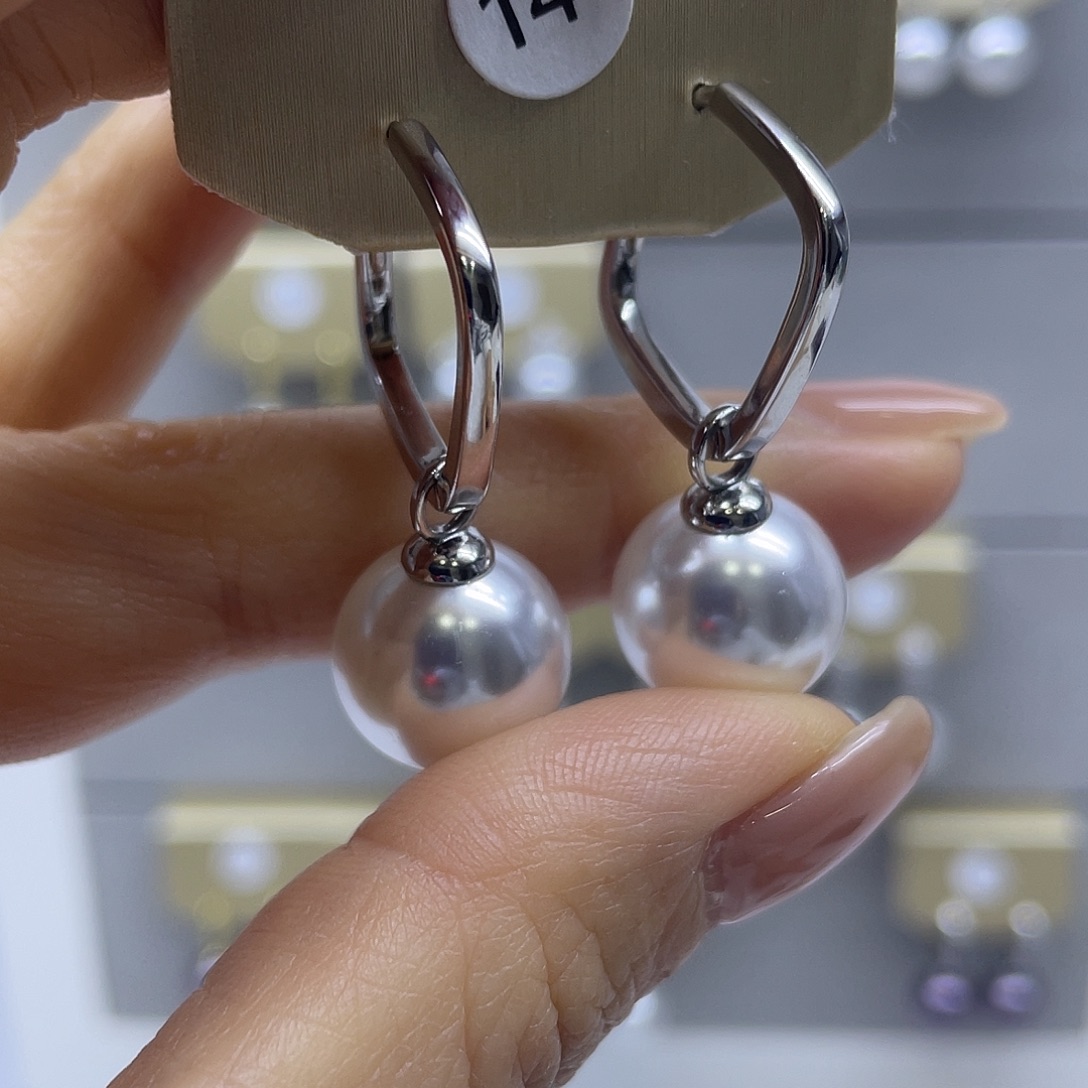 耳饰未镶嵌淡水珍珠
