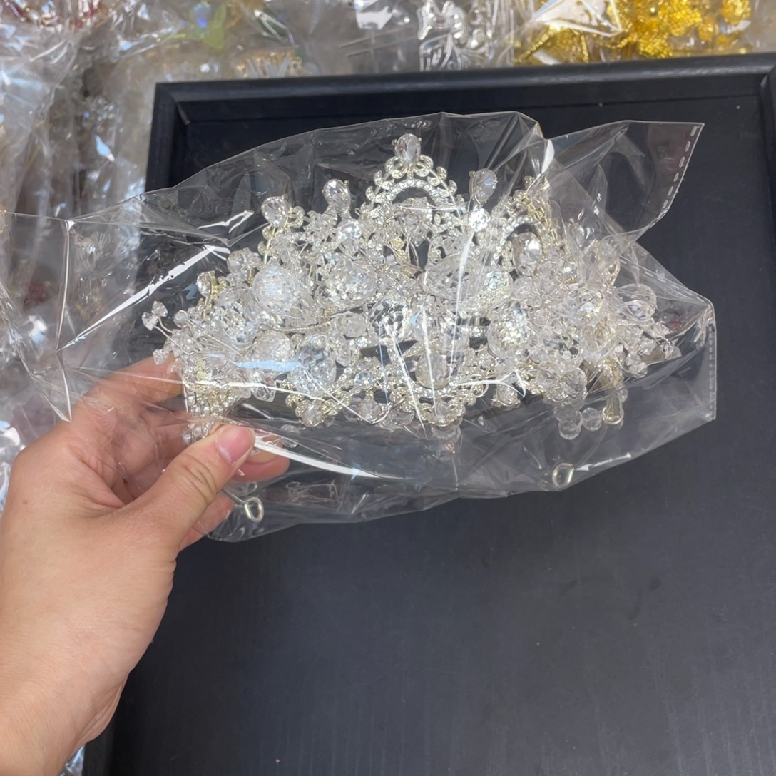 混合材质新娘头饰默认微瑕不退换