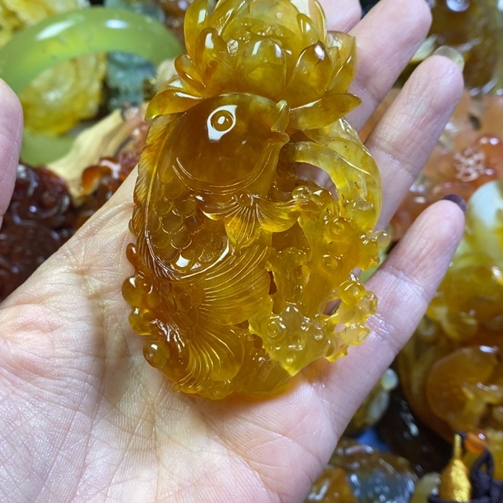 蛇纹石玉颈饰未镶嵌?**?