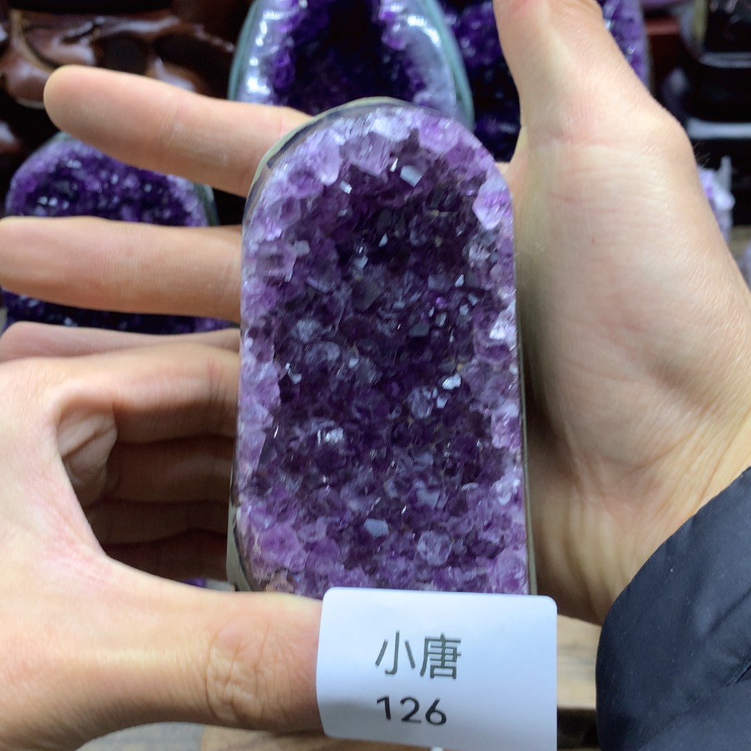 紫晶大型摆件（非配饰）未镶嵌