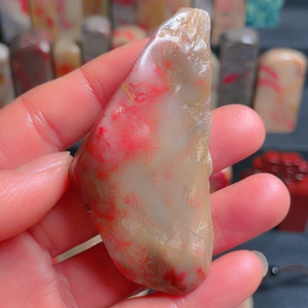 【闪购商品】昌化鸡血石╰****昌化鸡血石原石挂件料