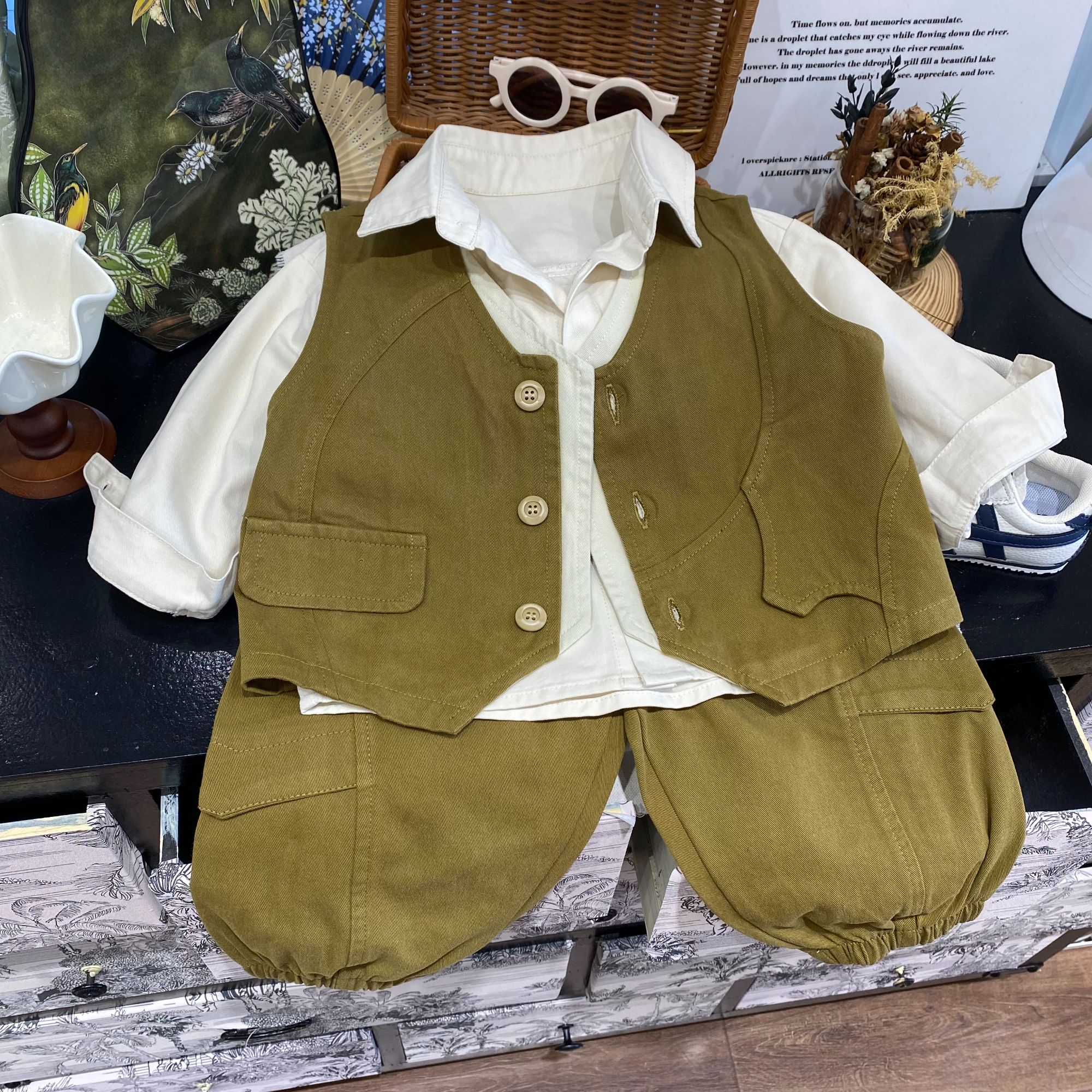 【荣】儿童新款洋气时尚休闲帅气春款中小童三件套套装24K09