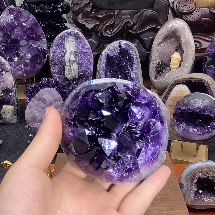 紫晶大型摆件（非配饰）未镶嵌