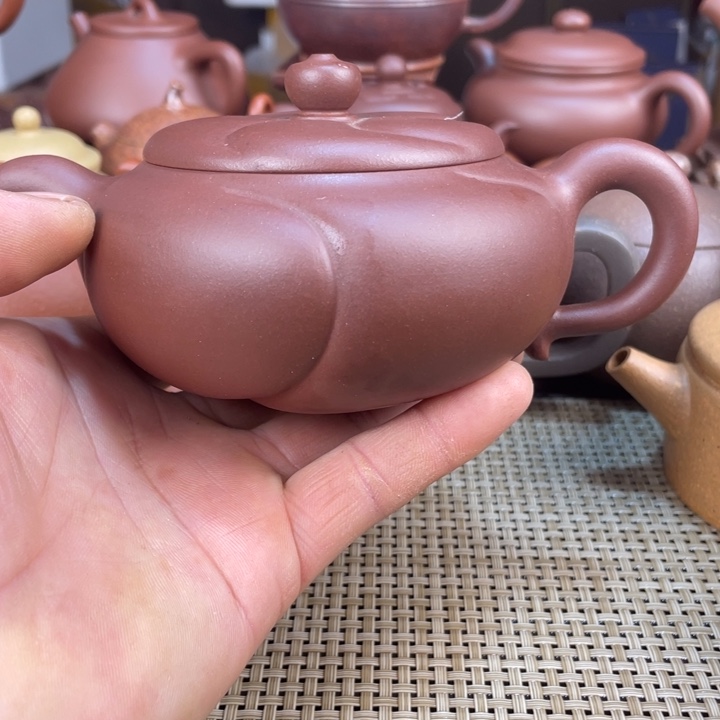紫砂茶壶s****u陈春芬风摇壶手工制作