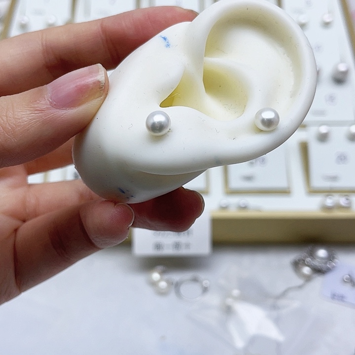 淡水珍珠耳饰银S925镶嵌叫****?