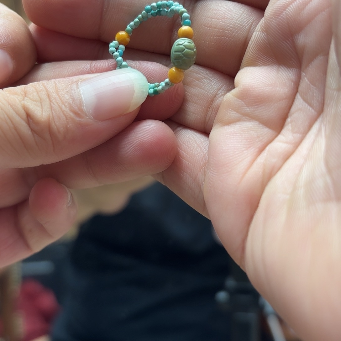 琥珀未镶嵌裸石发一件