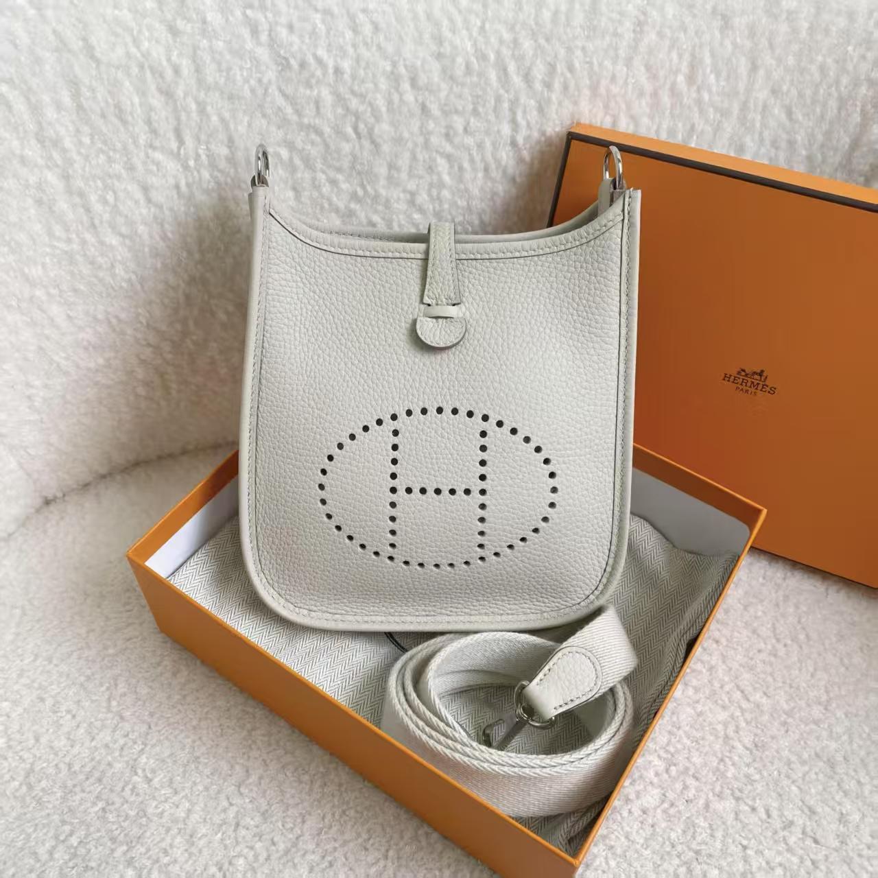 99新 Hermes/爱马仕 冰川白mini伊芙琳/40479279/12期/代卖服务