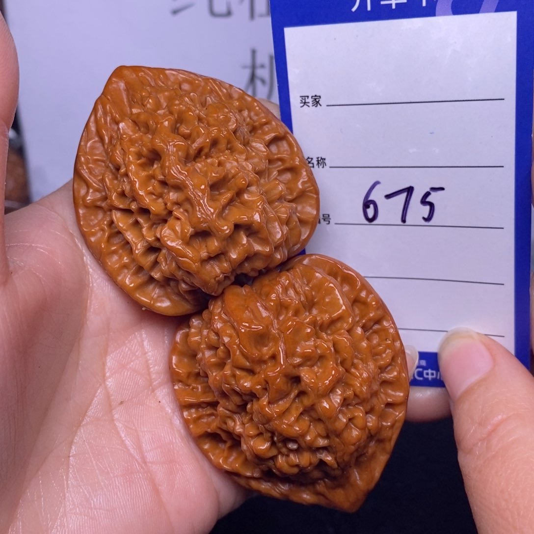 文玩核桃把件675/46.5官帽色差