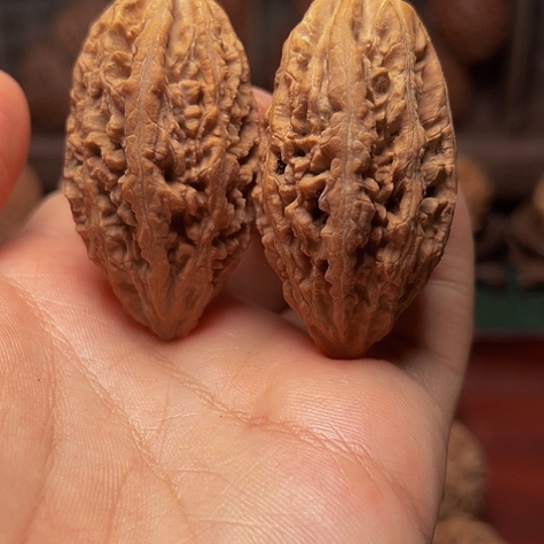 文玩核桃吊坠蚂蚁棍