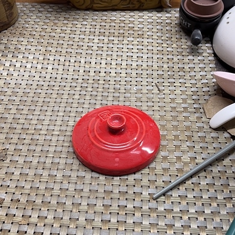 微瑕，不能明火，口径9.5厘米盖子6个