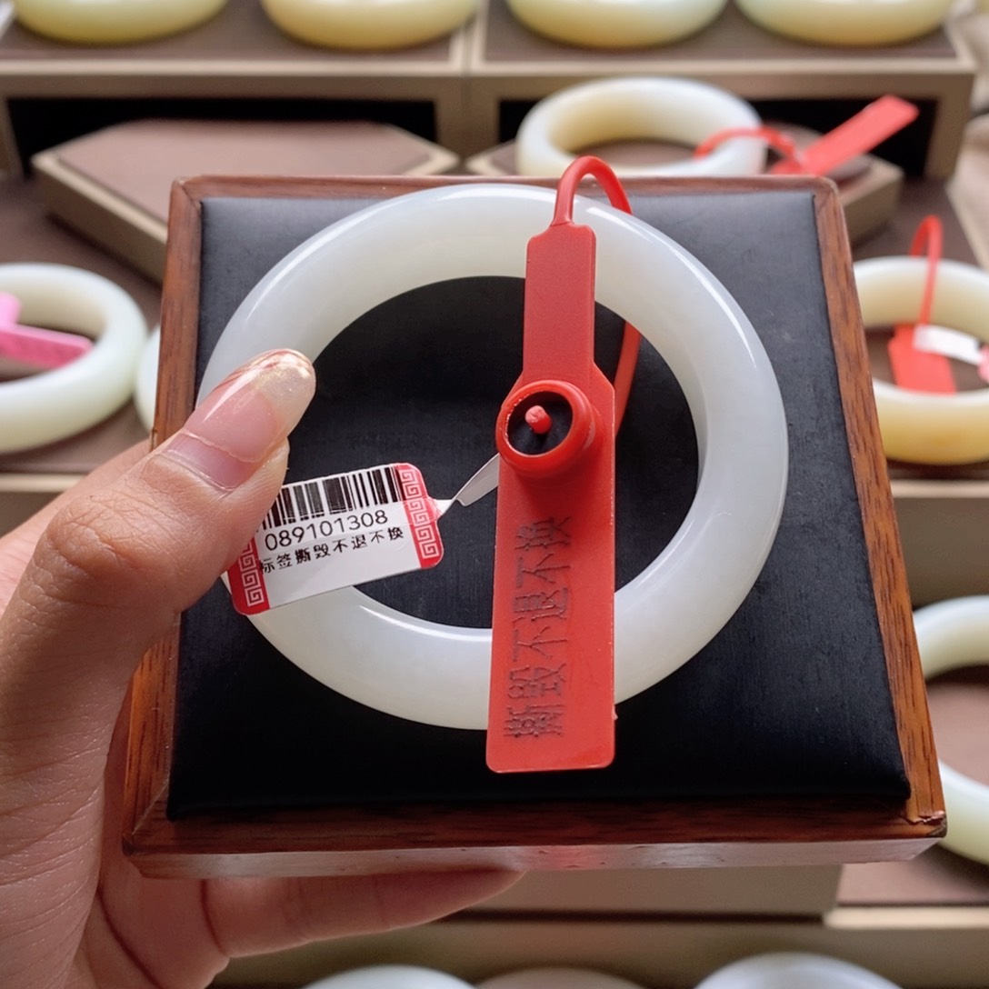 未镶嵌手镯和田玉设****道