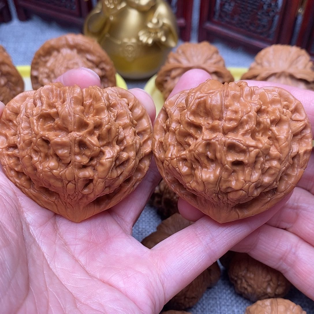 文玩核桃把件毕业桃心官帽53尺