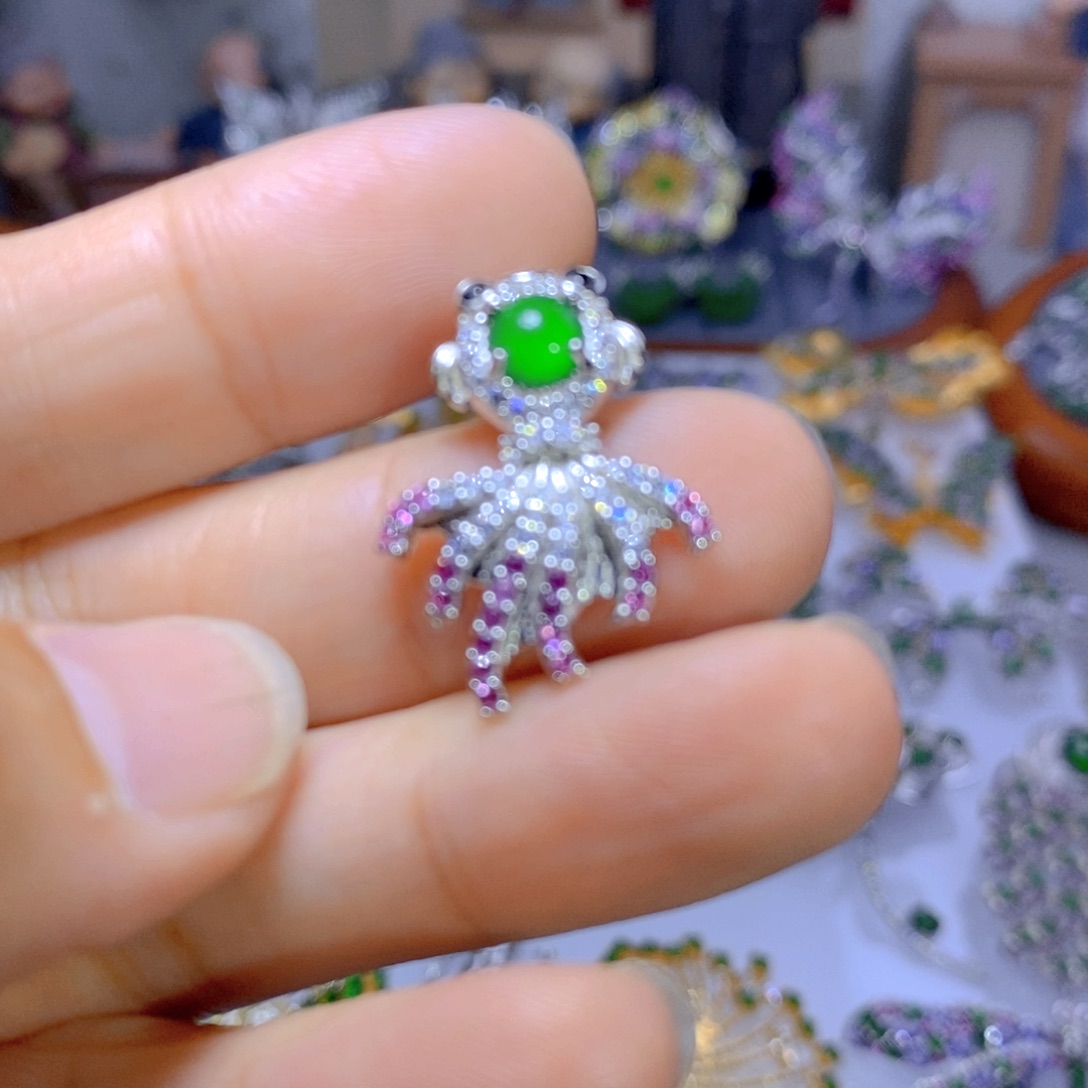 翡翠耳钉银S925镶嵌天然翡翠