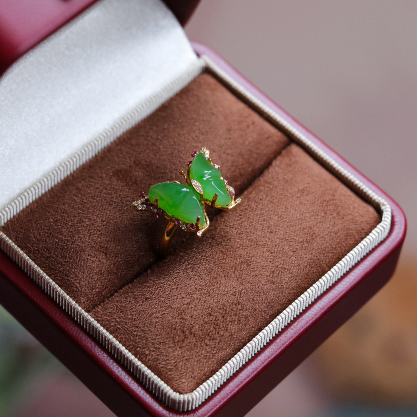 新品天然和田玉碧玉苹果绿蝴蝶戒指18k金镶女款时尚简约玉石指环