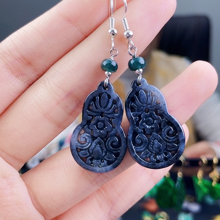 翡翠耳饰未镶嵌饰品