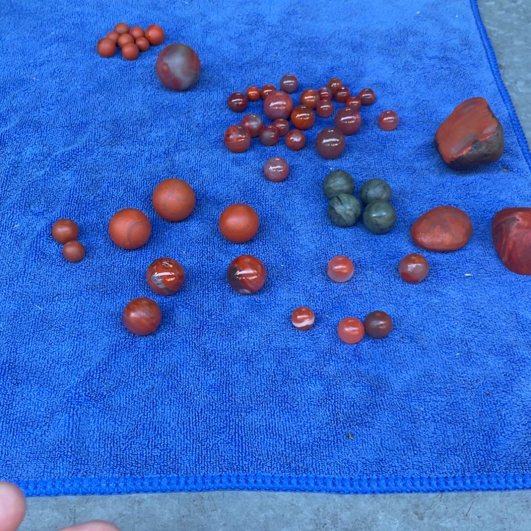 南红玛瑙未镶嵌颈饰