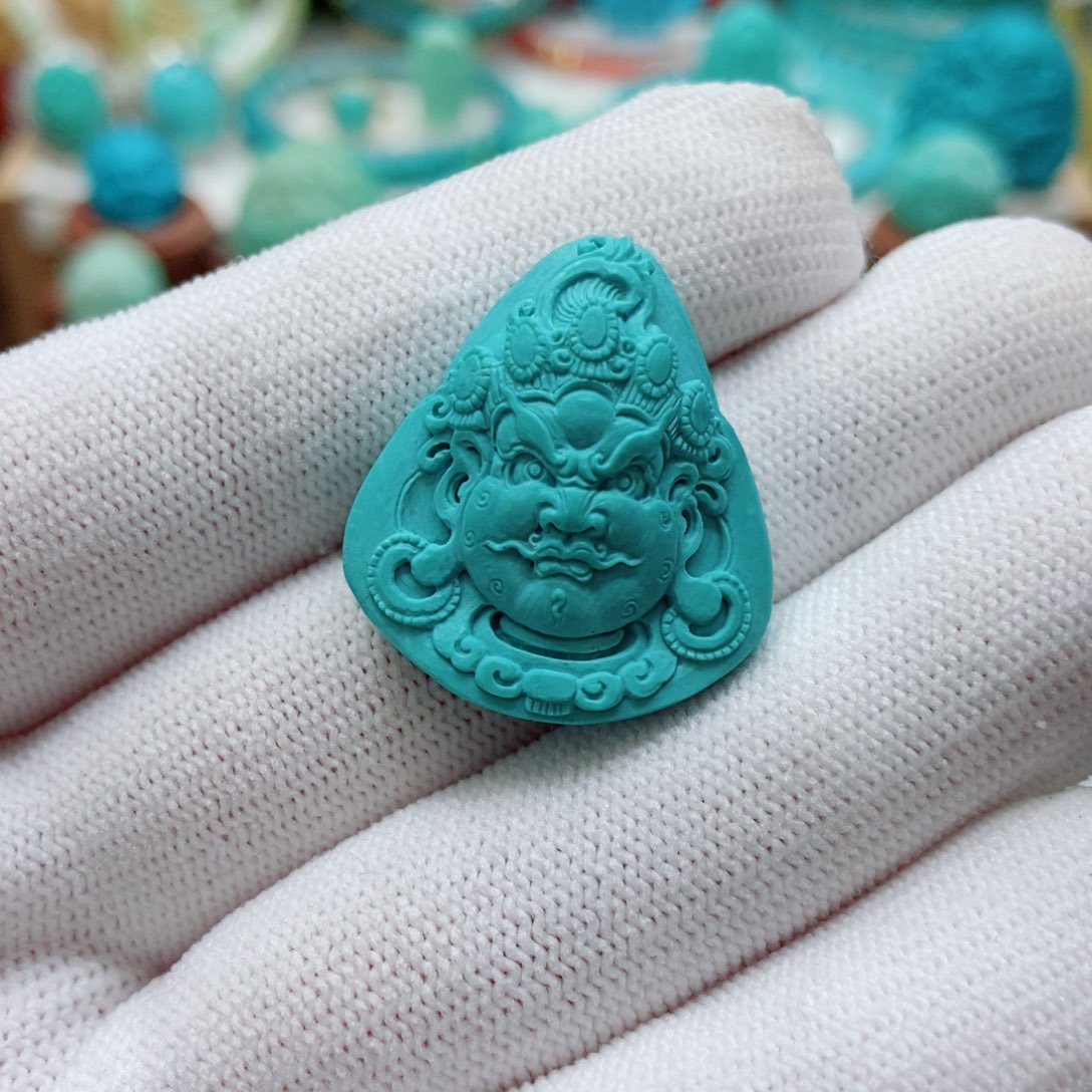 绿松石未镶嵌黄财神