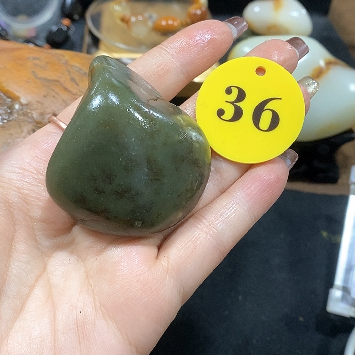 未镶嵌和田玉（糖玉）挂件