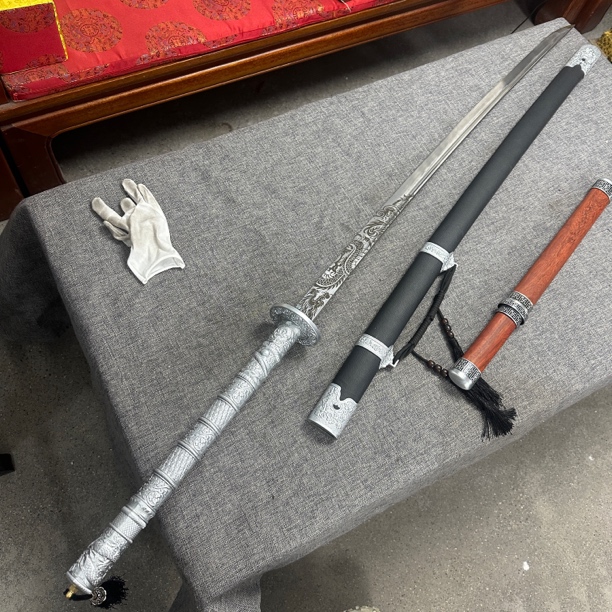 龙泉宝剑 加长版 高猛钢 苗刀 未开刃