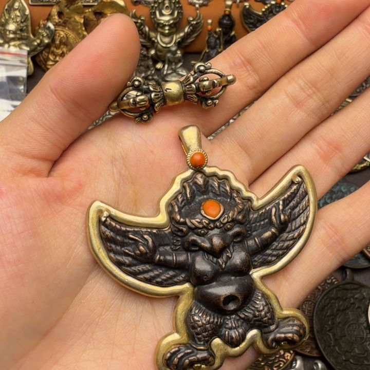 藏传文玩九宫如图