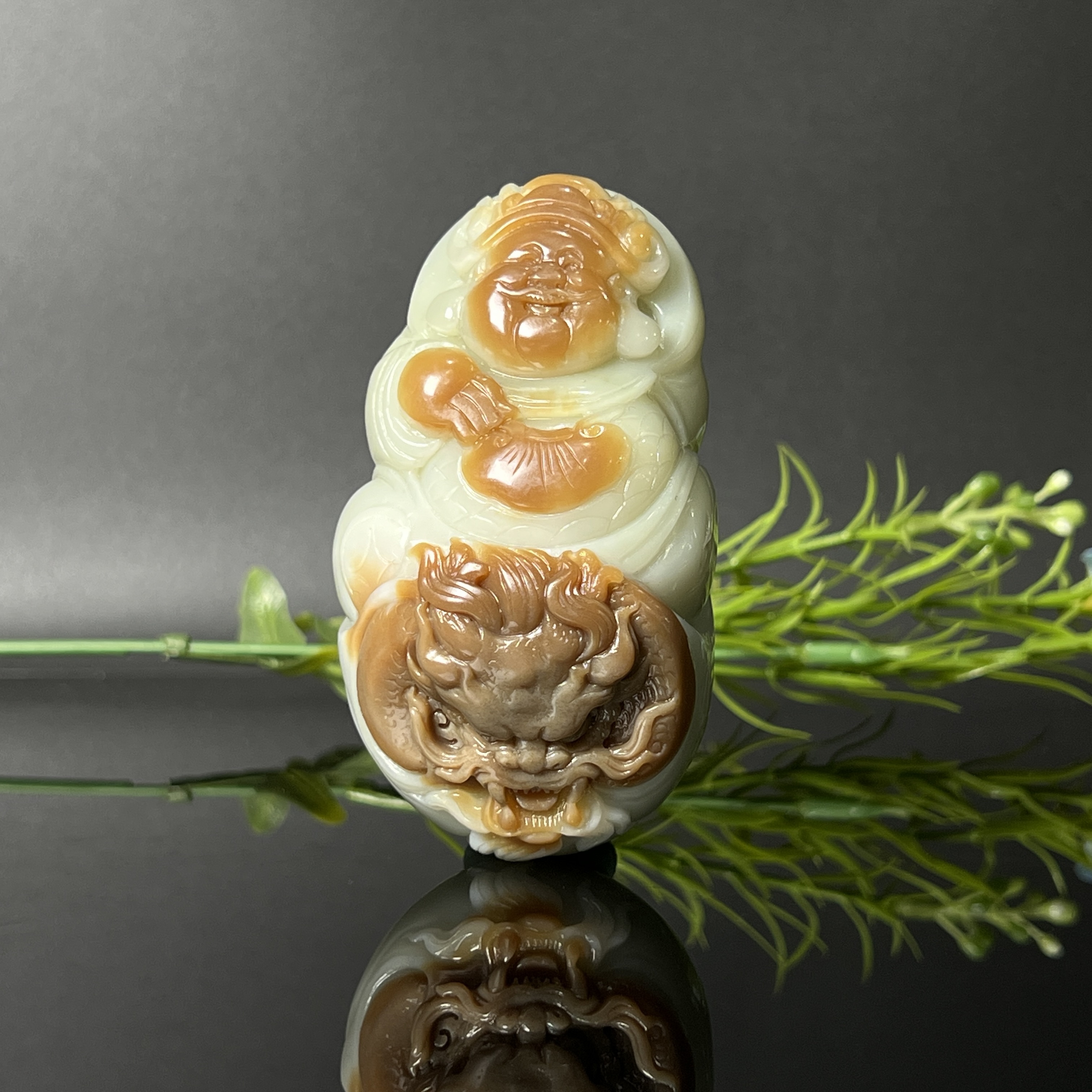 1227GC8806和田玉把件