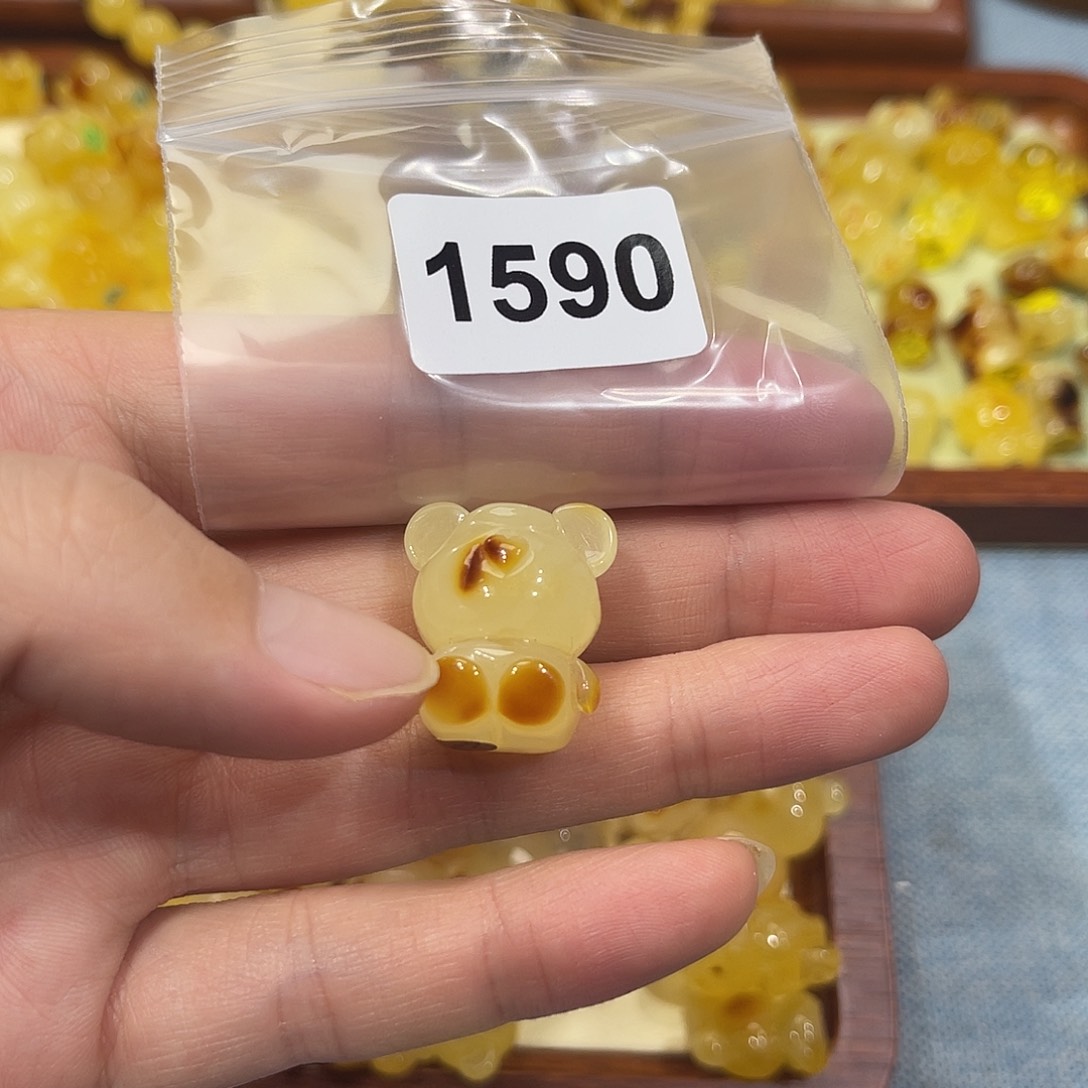 琥珀珠宝奇石未镶嵌金*赫