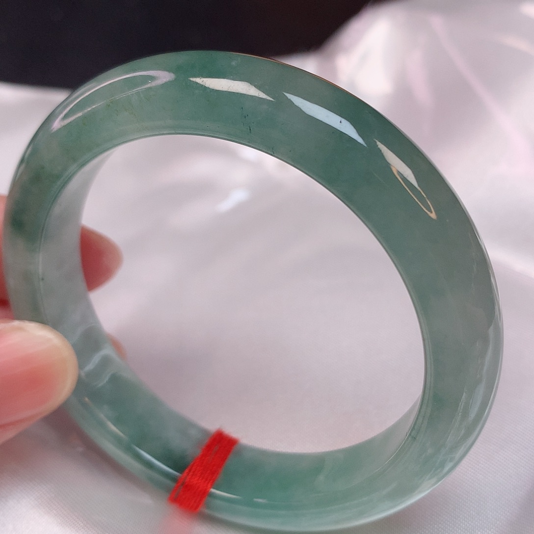 翡翠手镯未镶嵌52 翡翠手镯