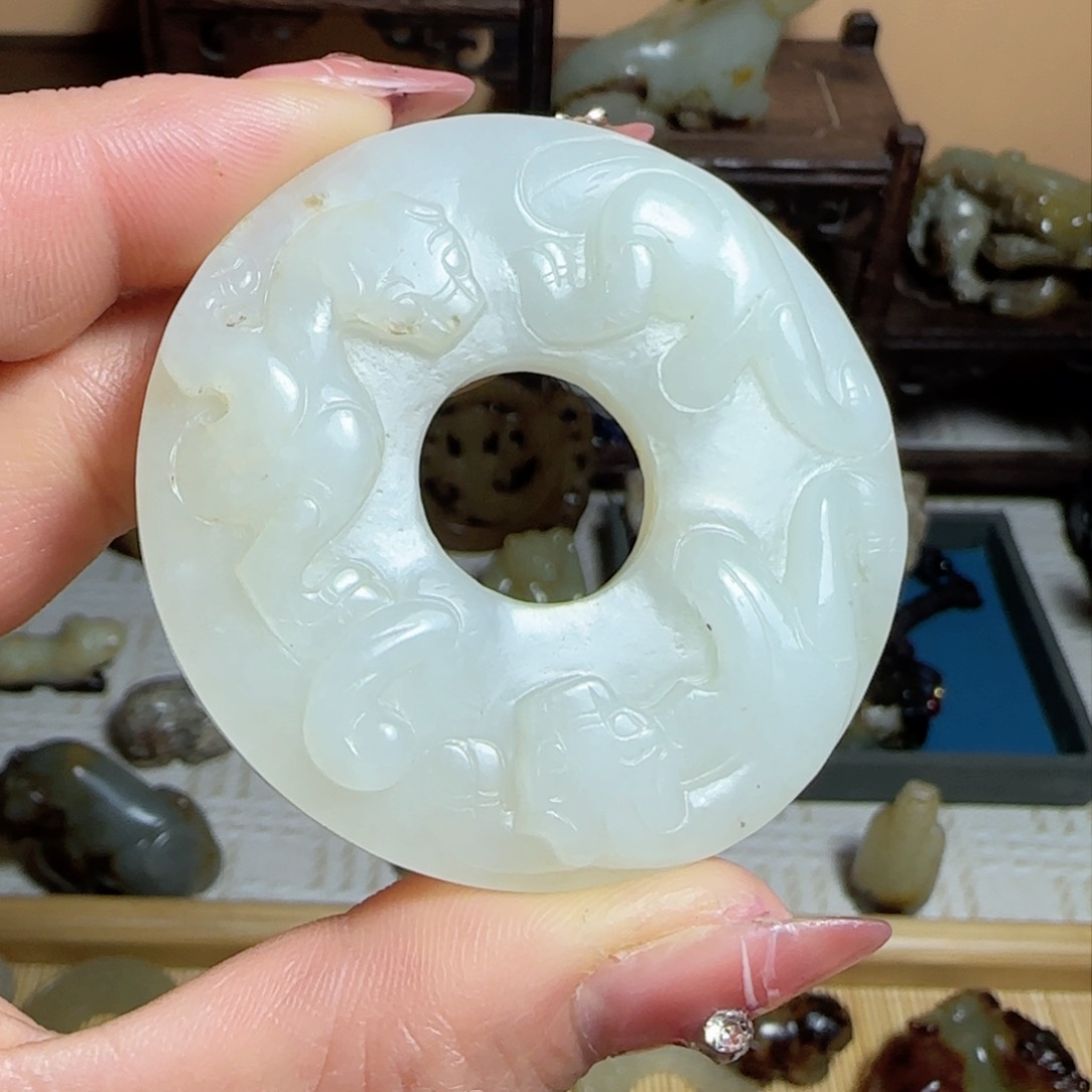 和田玉挂件未镶嵌