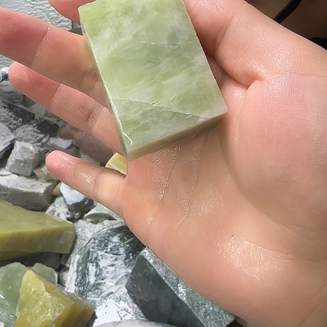 长石玉未镶嵌原石