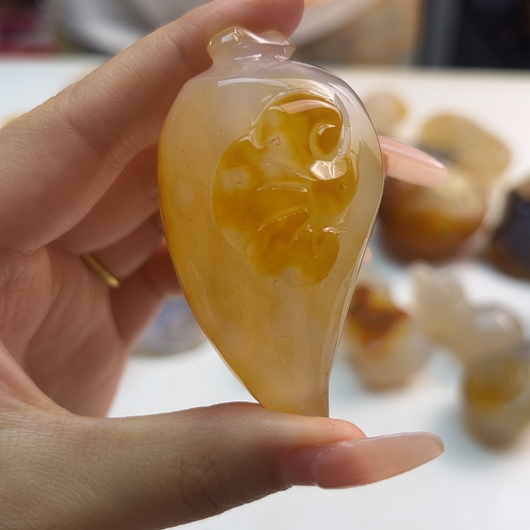 玛瑙/玉髓未镶嵌颈饰