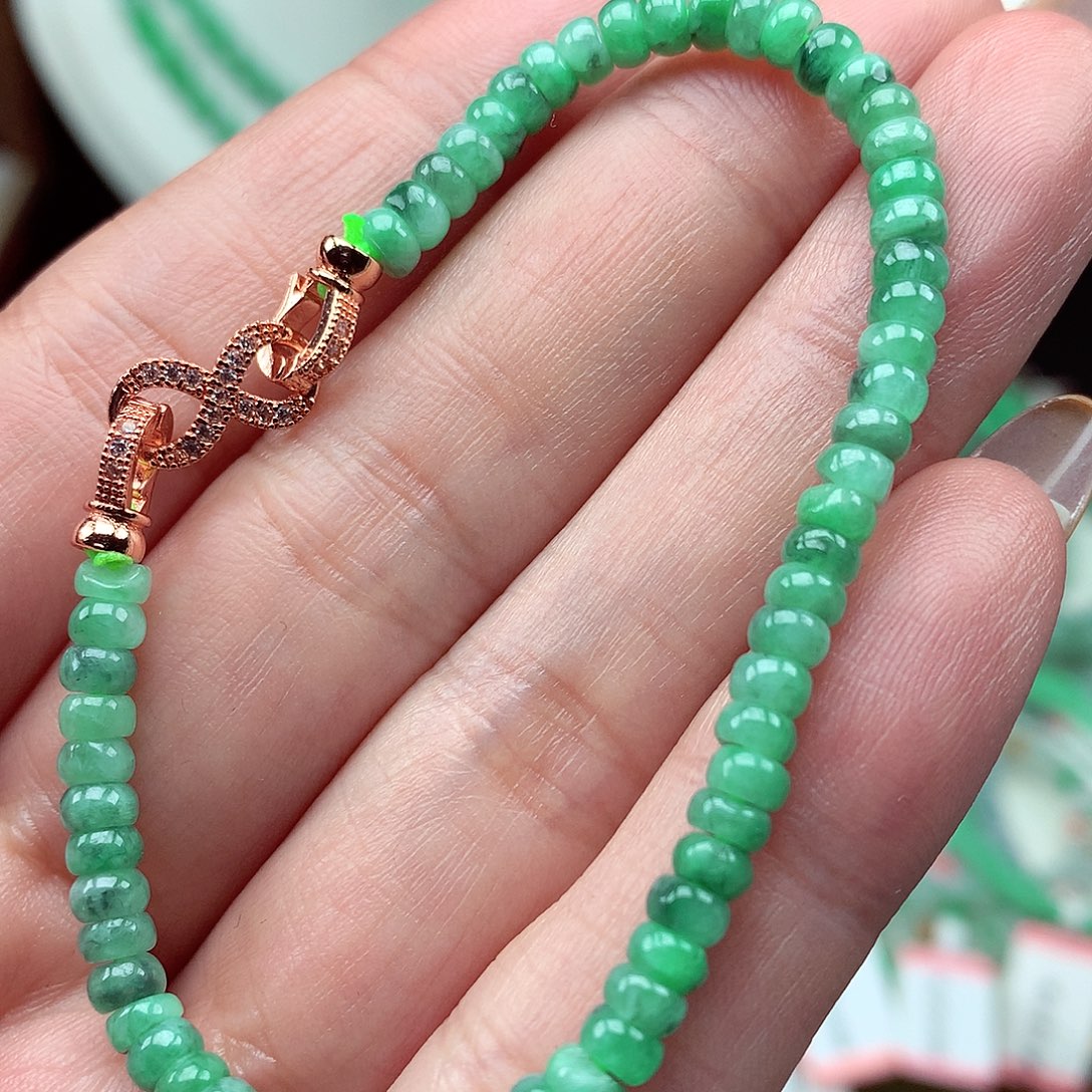 翡翠未镶嵌毛衣链