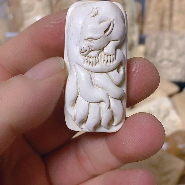 天然猛犸牙雕刻残次品