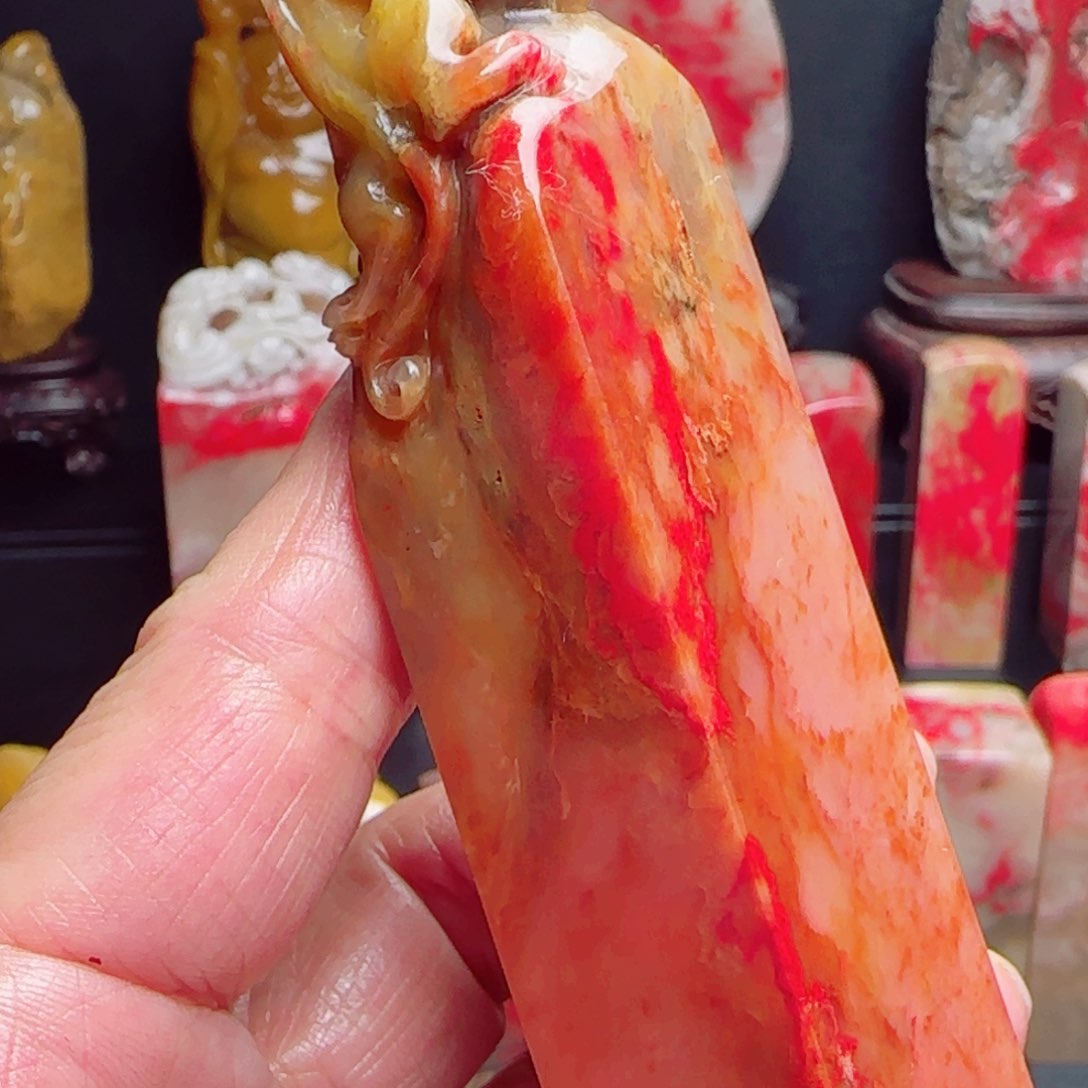 昌化石昌化鸡血石