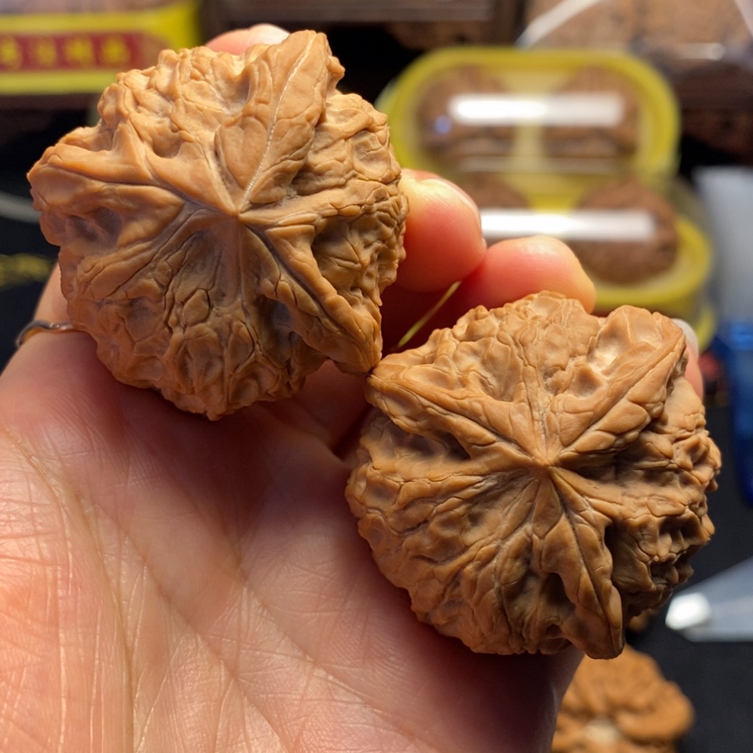 把件桃核锦鸿3棱42