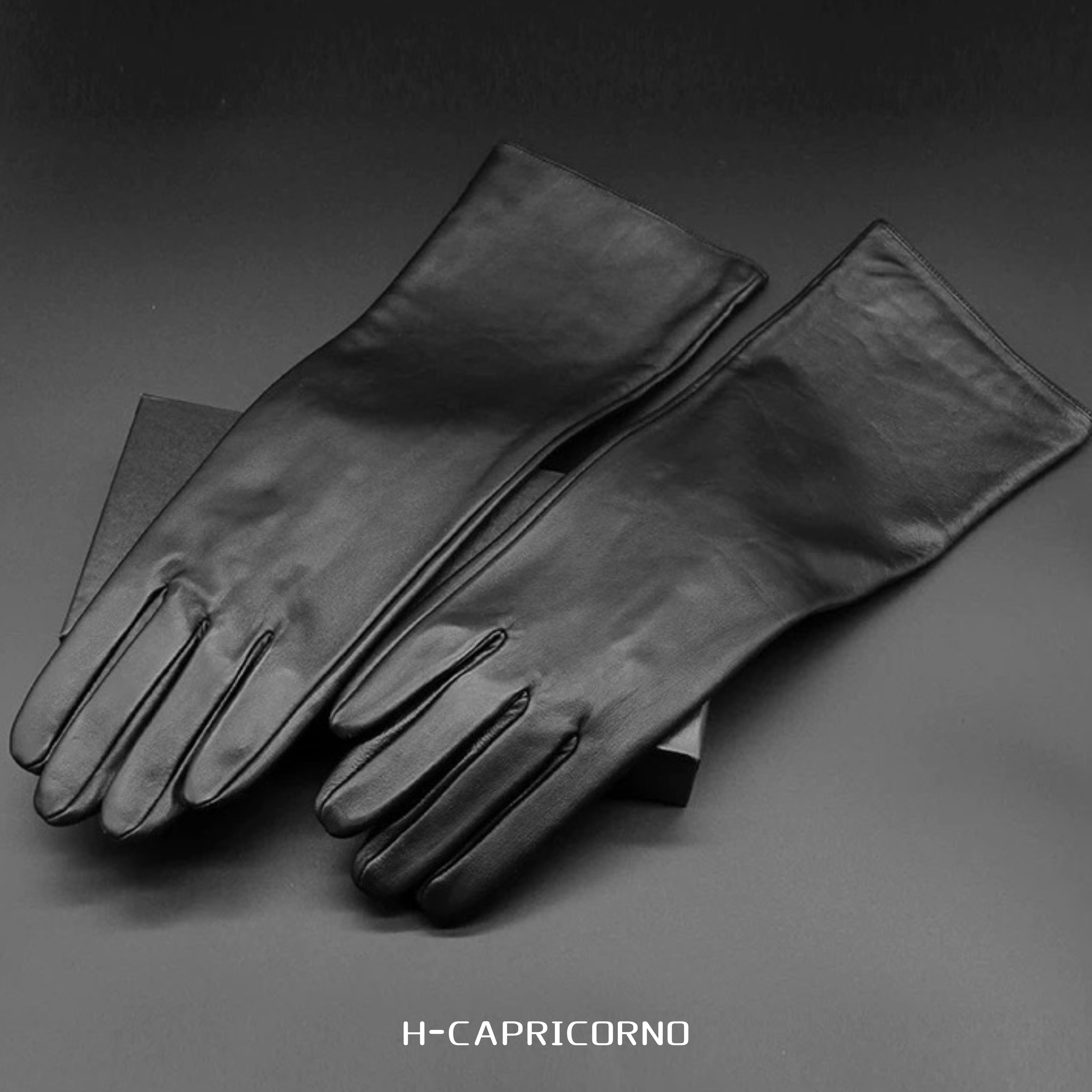 H-CAPRICORNO时髦精致中长款羊皮手套