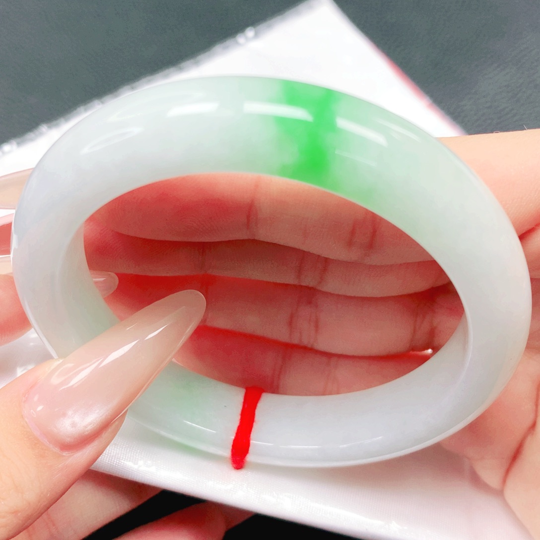 翡翠未镶嵌手镯56