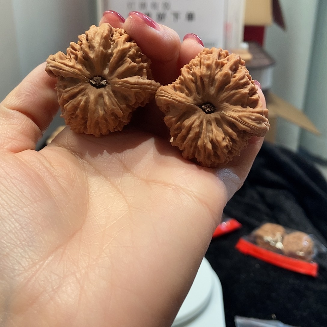 收***彩核桃手串/手链涿鹿南疆石