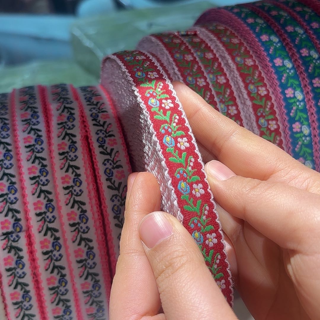 服装辅料花边织带