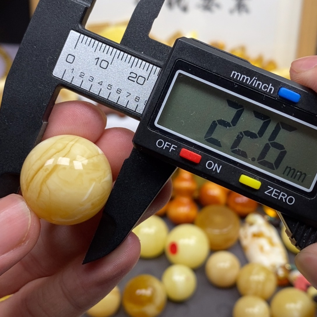 琥珀未镶嵌裸石蜜蜡
