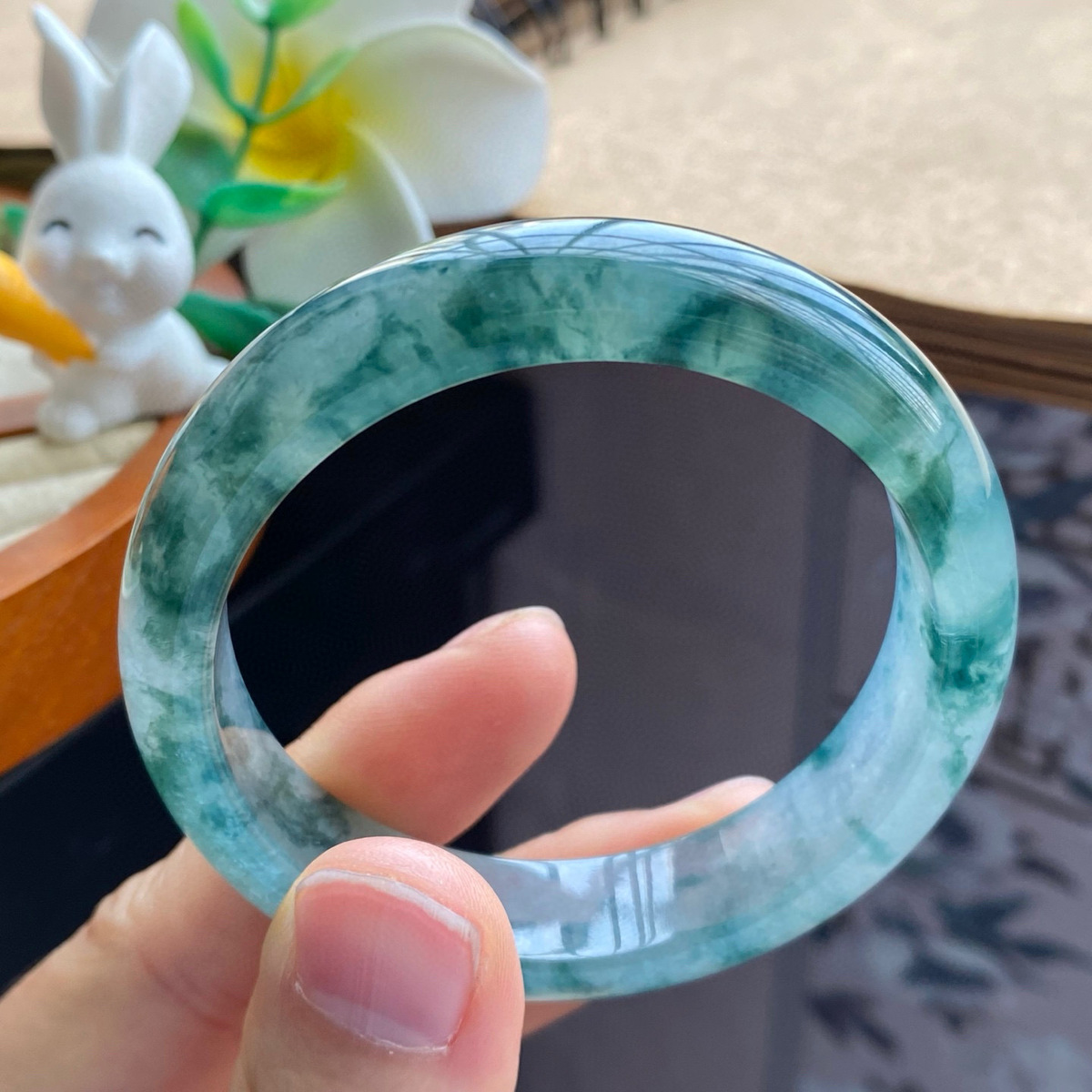 3.7批1541号翡翠手镯50.5-12.7-7冰飘花果冻镯！花色写意又深邃！