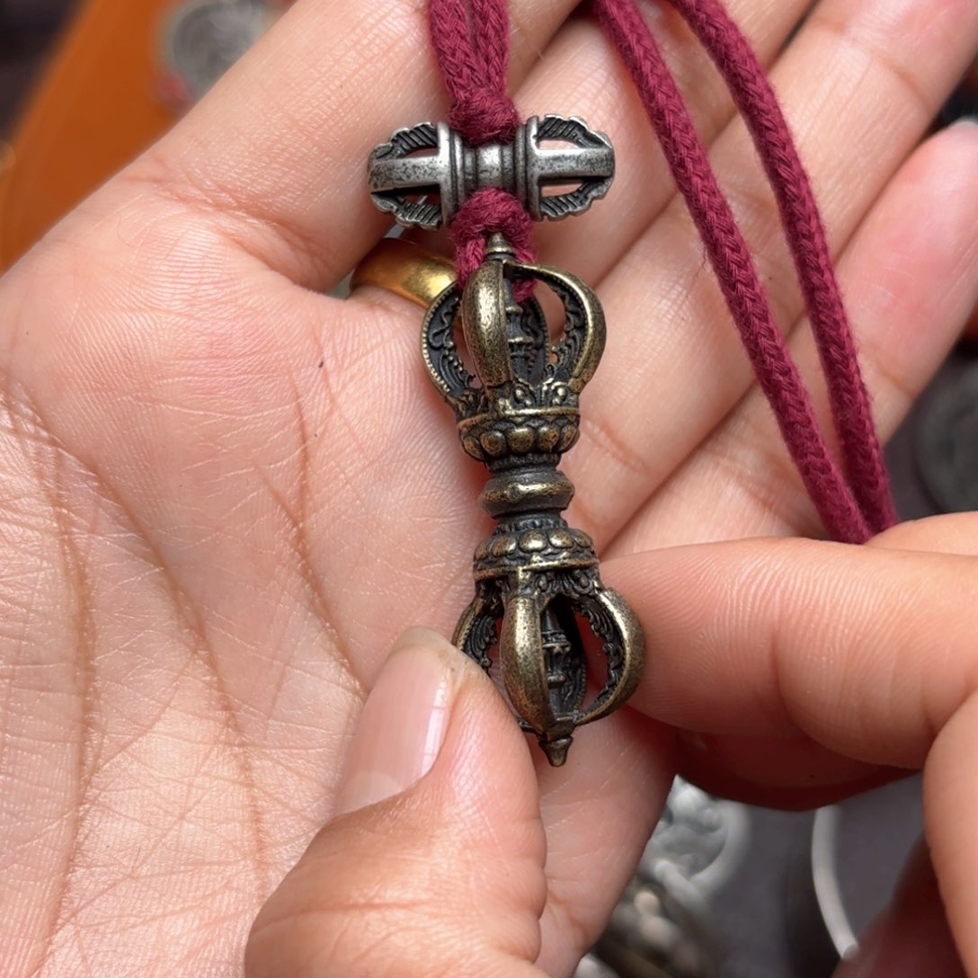 铜星月菩提吊坠项链