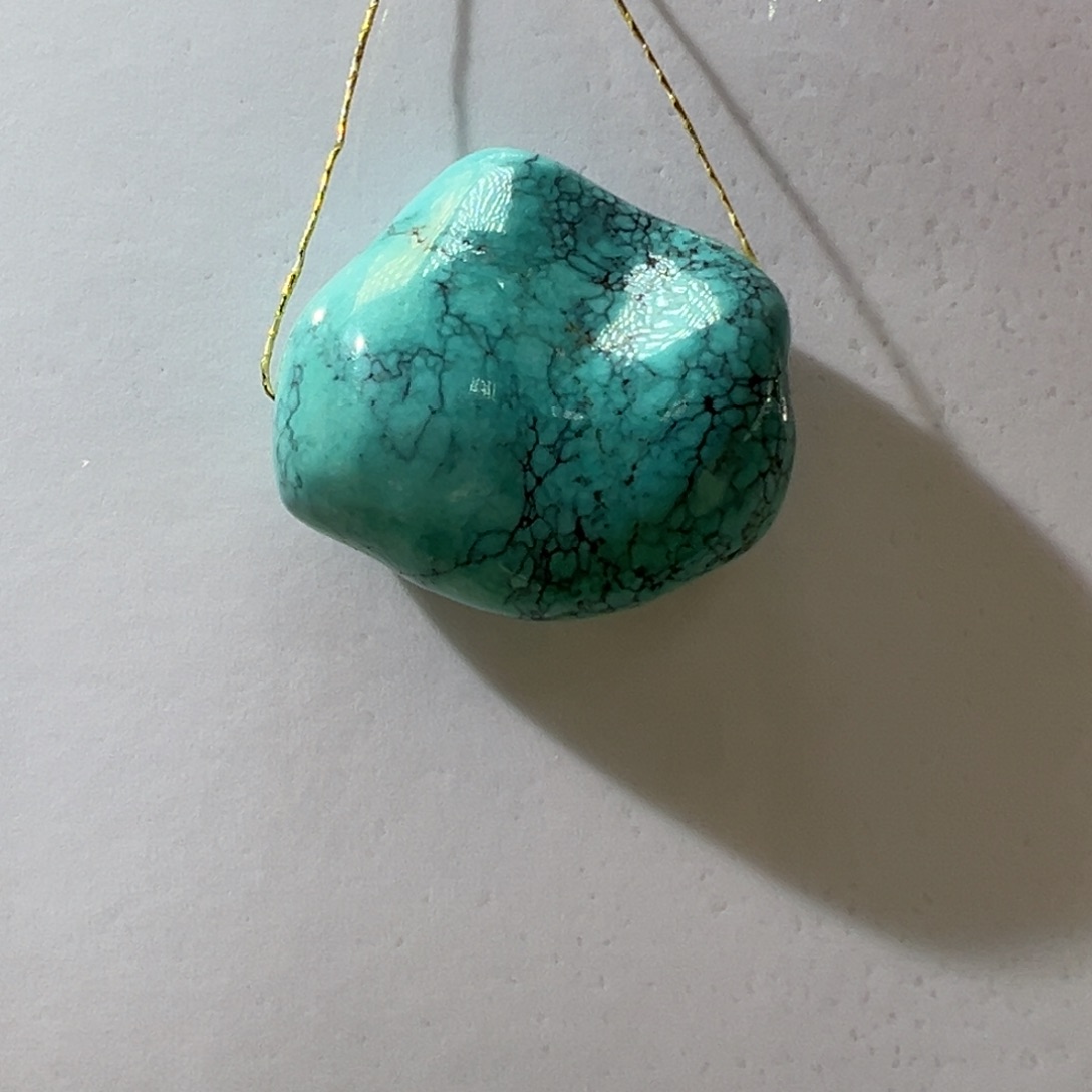 绿松石未镶嵌挂件